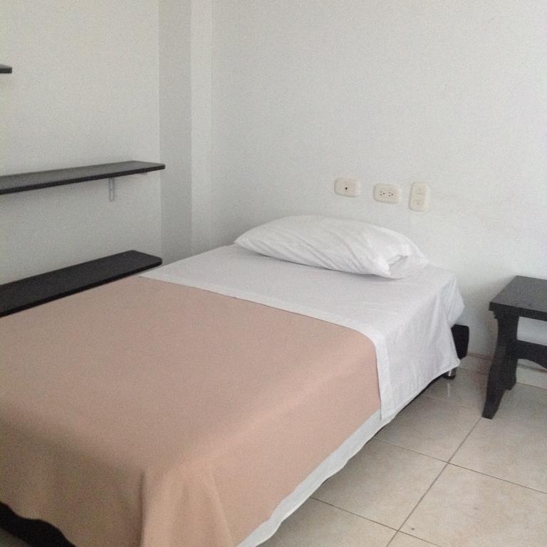 Hotel Calamo Plaza Pitalito Zimmer foto