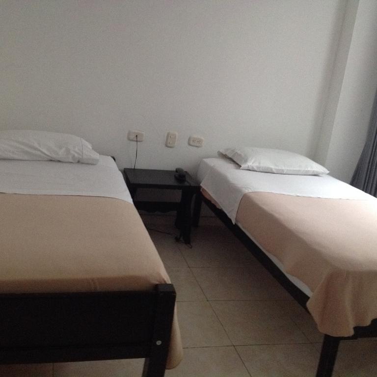 Hotel Calamo Plaza Pitalito Zimmer foto